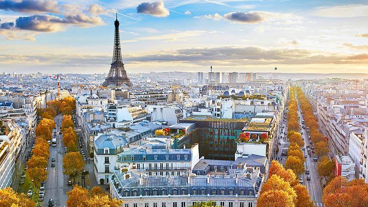 historical sites in france paris